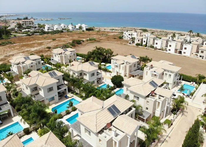 Anthorina Villa 9